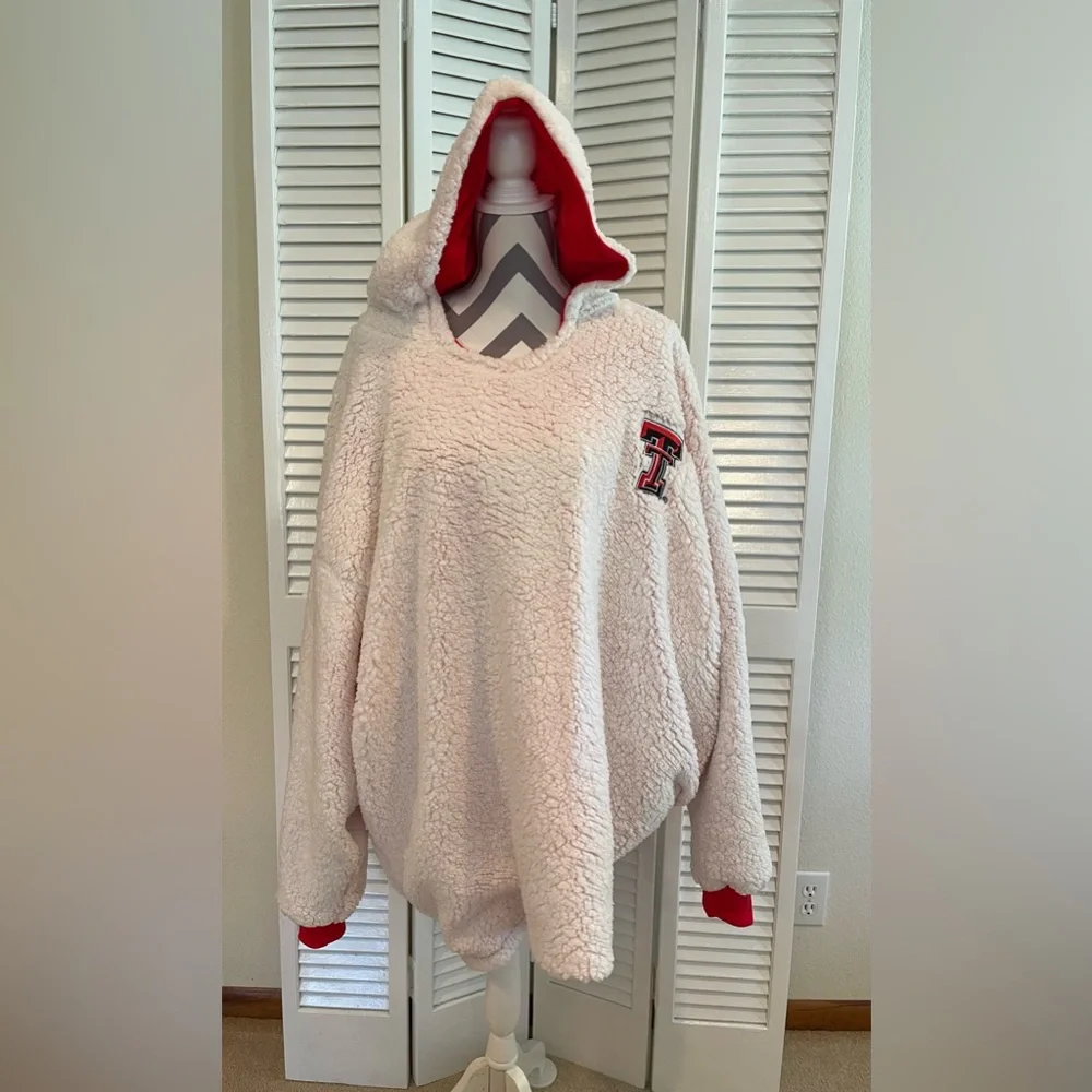 Texas Tech College Reversible Hooded Blanket Poncho